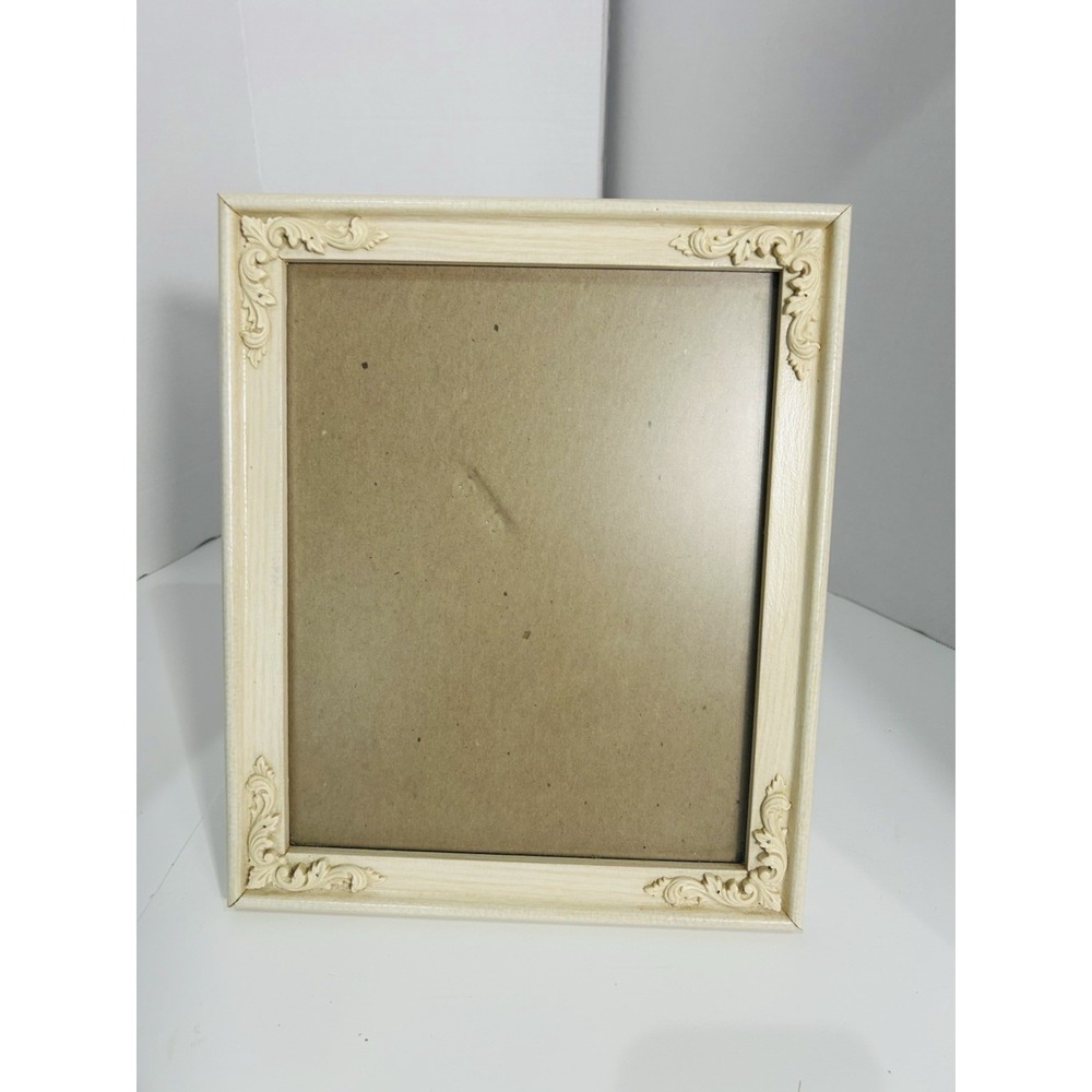 VTG Ivory Resin Scrollwork Corner 8x10 Standing Picture Frame Shabby Chic Ornate